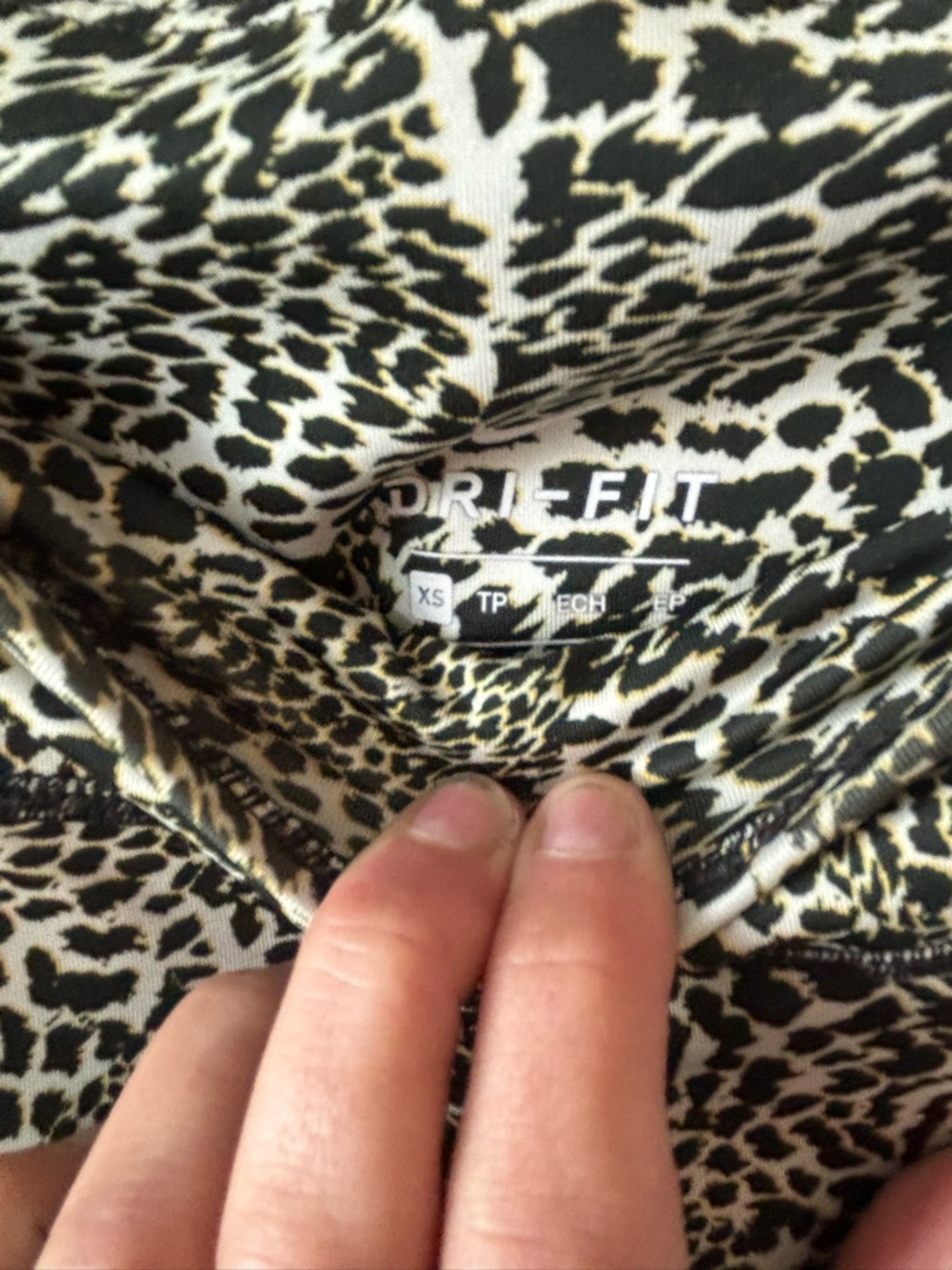 XS Nike Dri-FIT Leopard Print Leggings - Black & Cream